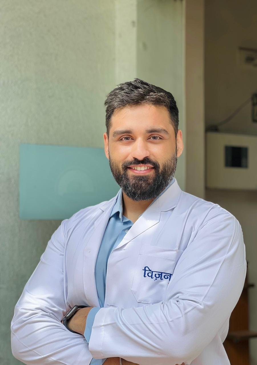 Dr. Aashul Chawla, retina specialist trained in AI for diabetic eye care