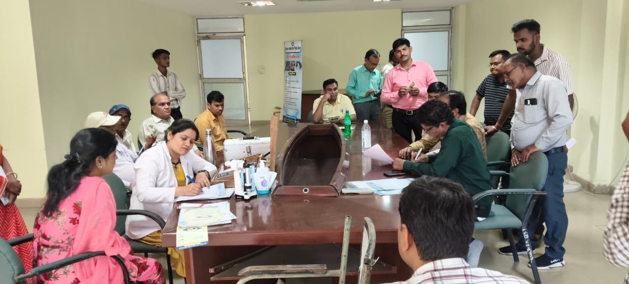 Community eye screening team working during an outreach programme